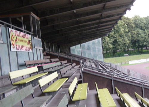 Stadion-Tribüne